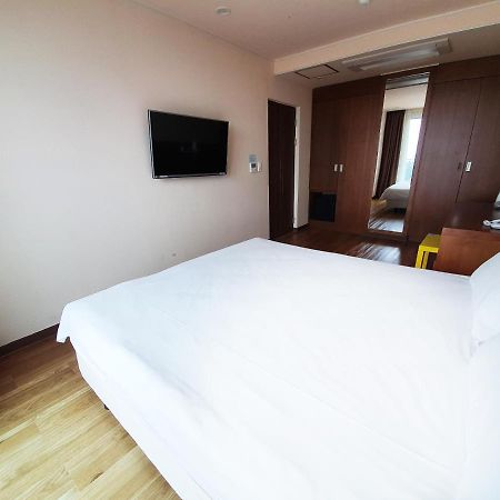 Jeju Jungmun Ocean Blue Hotel Seogwipo Ngoại thất bức ảnh