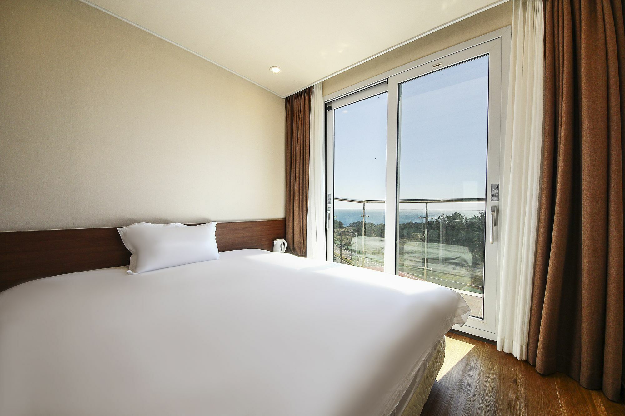 Jeju Jungmun Ocean Blue Hotel Seogwipo Ngoại thất bức ảnh