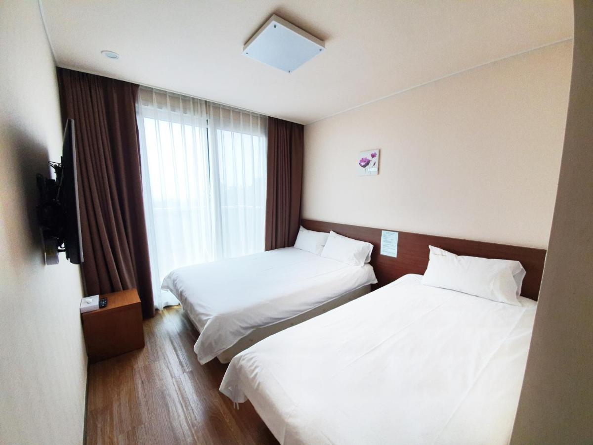 Jeju Jungmun Ocean Blue Hotel Seogwipo Ngoại thất bức ảnh